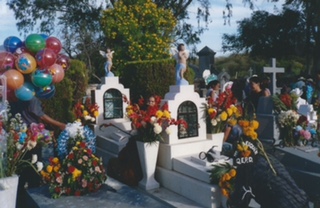  Dia de los Muertos, Alamo Cemetery