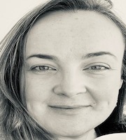 avatar for Pauline Moss